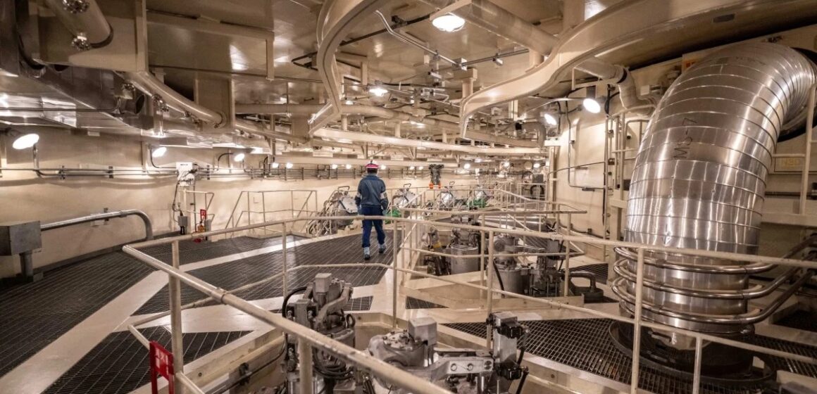 Japan restarts world’s biggest nuclear plant