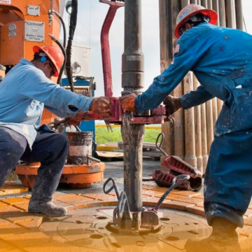 Nigeria’s oil output drops 8.3% to 1.544m bpd