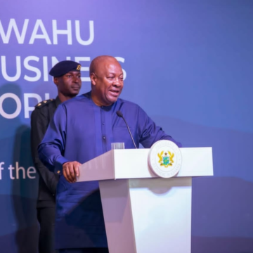 Ghana’s President Mahama convenes emergency cabinet meeting over surge in fuel prices
