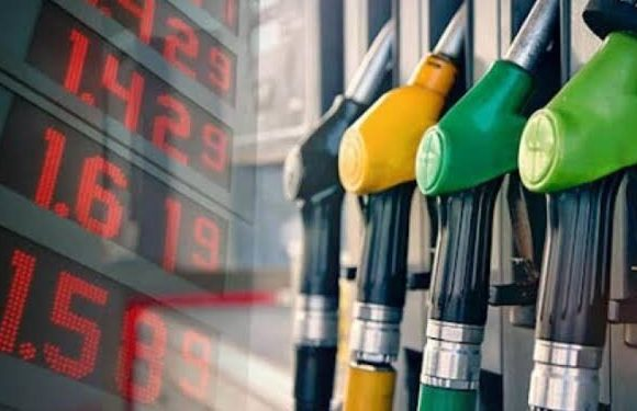 1000617270-580x375.webp Nigeria Petrol Prices Hit ₦1,900/Litre Despite FG’s 30-Day Discount By Energy Crossroad