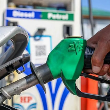 Petrol prices tipped to fall from Nov. 1 as diesel floor rises